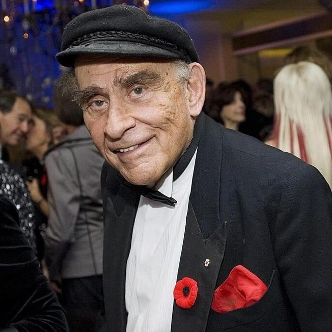 'There's no one to fill his shoes': Journalist and author Peter C. Newman dies at 94